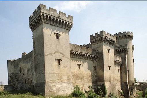 Les châteaux forts du Moyen Age en France