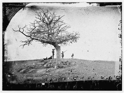 12A_Lonely_Grave_Antietam_1862