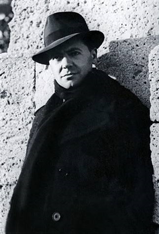 Jean Moulin,le visage de la résistance. Jean-moulin-12