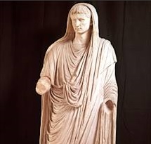 statue empereur auguste