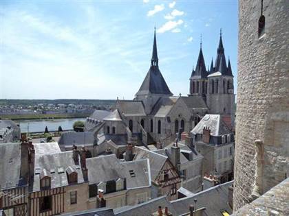 Vue_du_chateau_de_Blois_de_leglise_saint_Nicolas_